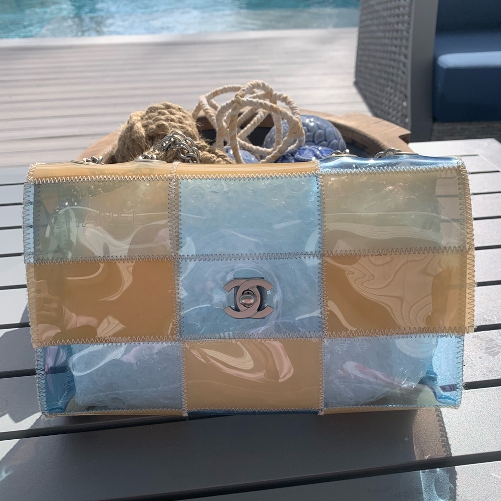 Chanel shoulder bag